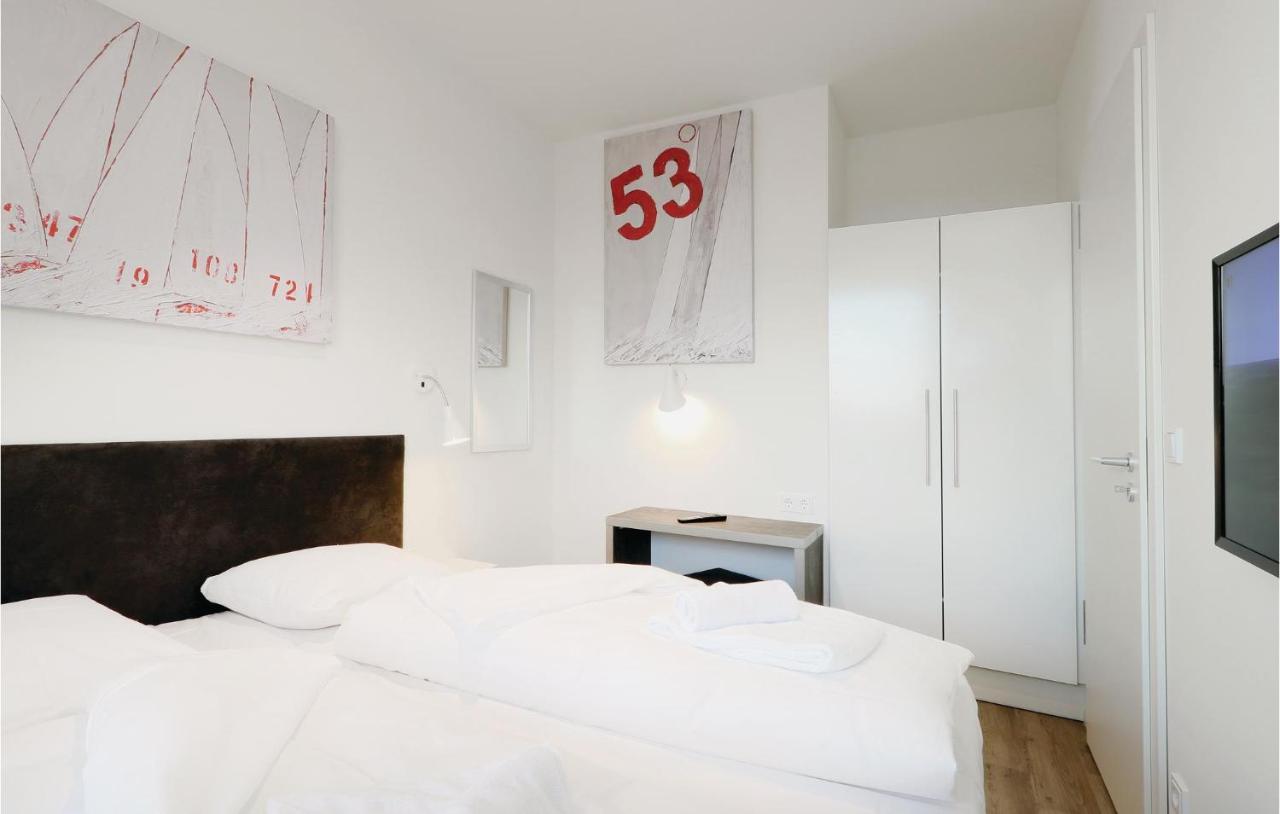 Cozy Apartment In Luebeck Travemuende With Sauna Екстер'єр фото